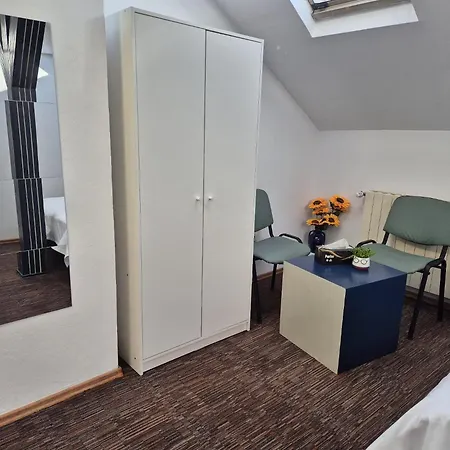 Boutique Old 6 Appartement *