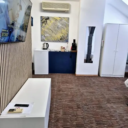 Boutique Old 6