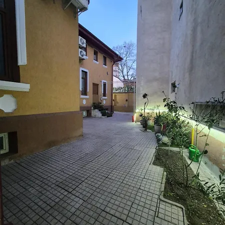 Boutique Old 6 * Bucharest