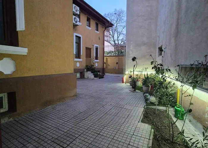Boutique Old 6 * Bucharest