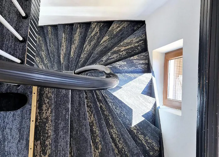 Apartment Boutique Old 6 *